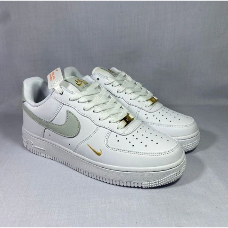 Nike Air Force 1 White/Grey/Gold