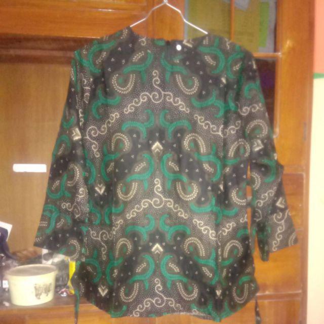 Atasan Batik Wanita Motif Batik Dianputri Seragam