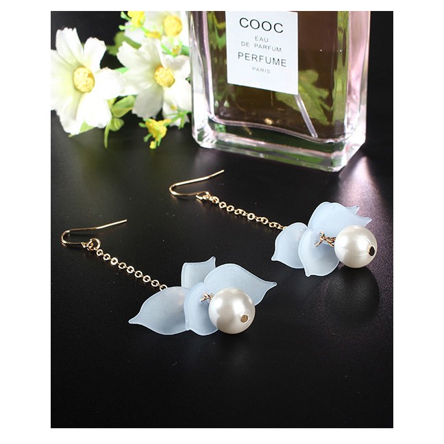 LRC Anting Gantung Fashion Flower Shape Decorated Earrings