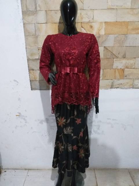 Set kebaya tulle bordir pinquin