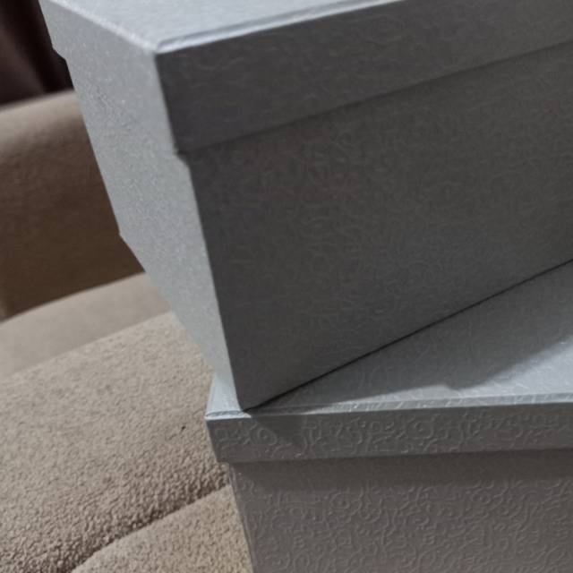 

kotak kado Hardbox 20x20x15