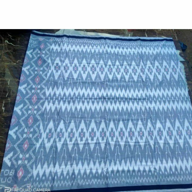 sarung goyor tenun tradisional troso