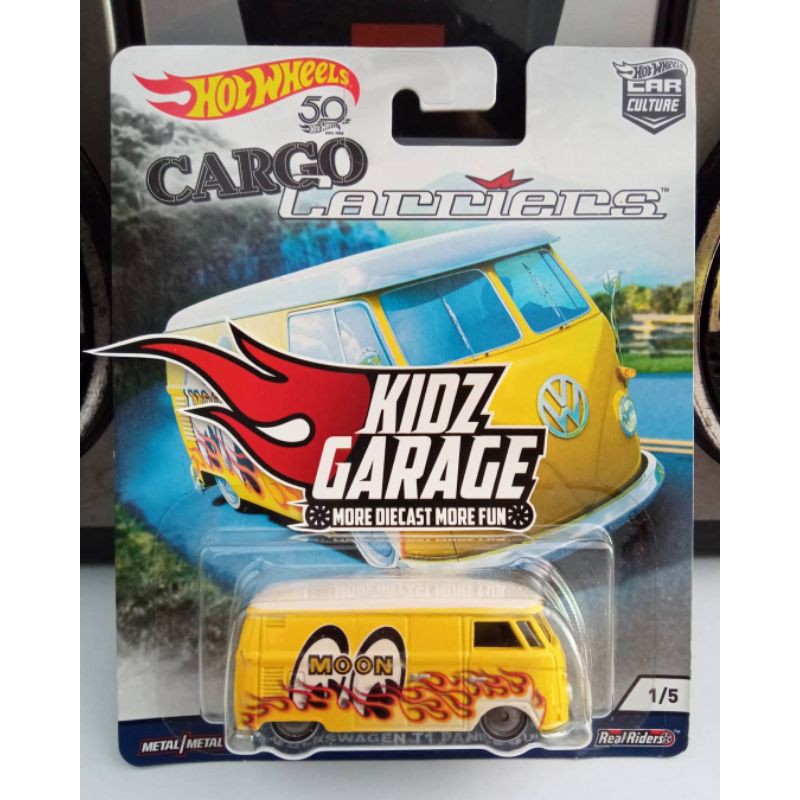 Hot Wheels Cargo VW T1 Panel Bus Mooneyes