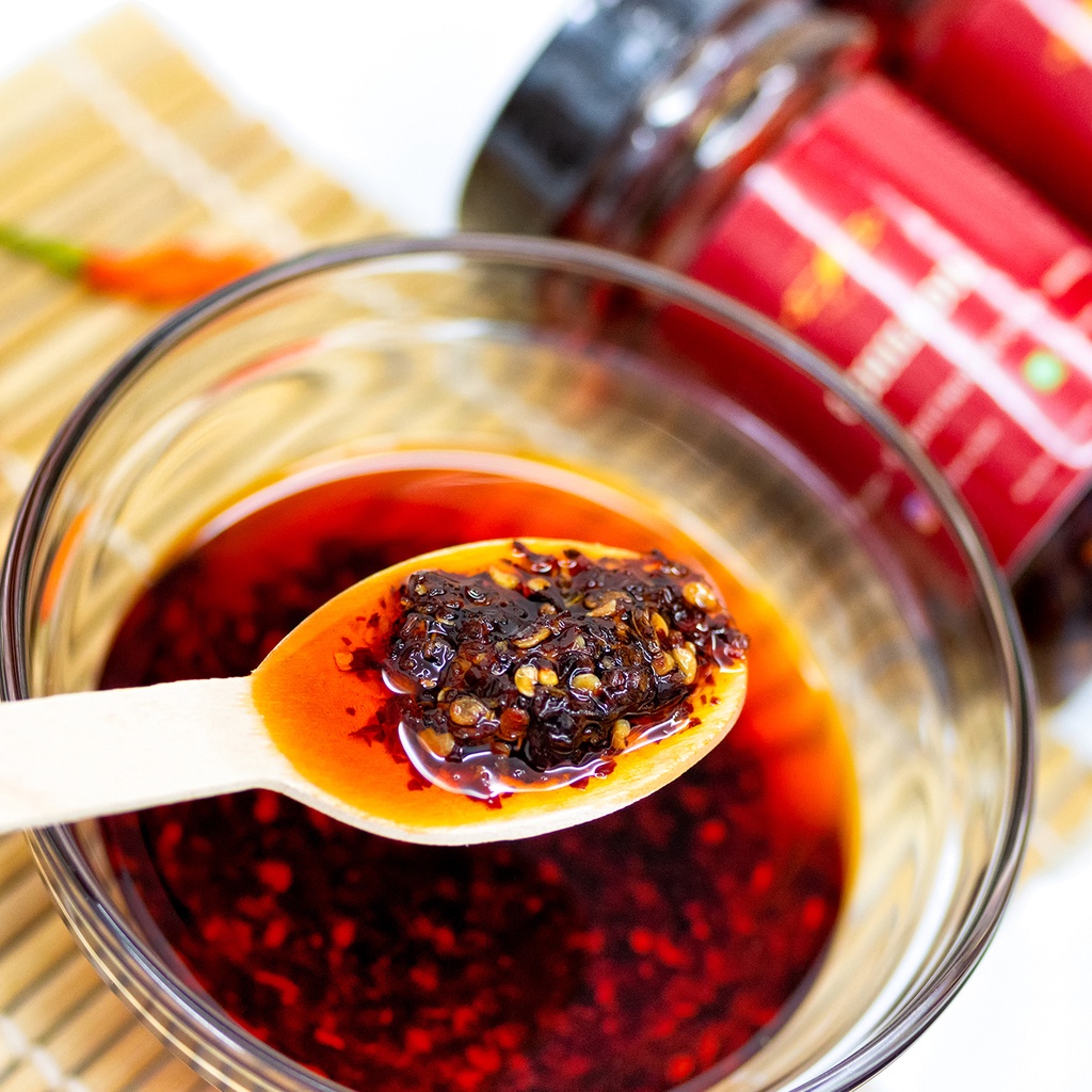 

Chili Oil Szechuan by Stacks Food 150 ml (Sambal Minyak Cabe untuk Dimsum / Nasi / Mie)