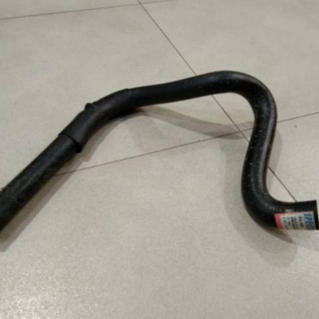 selang radiator bawah charade classy/g102