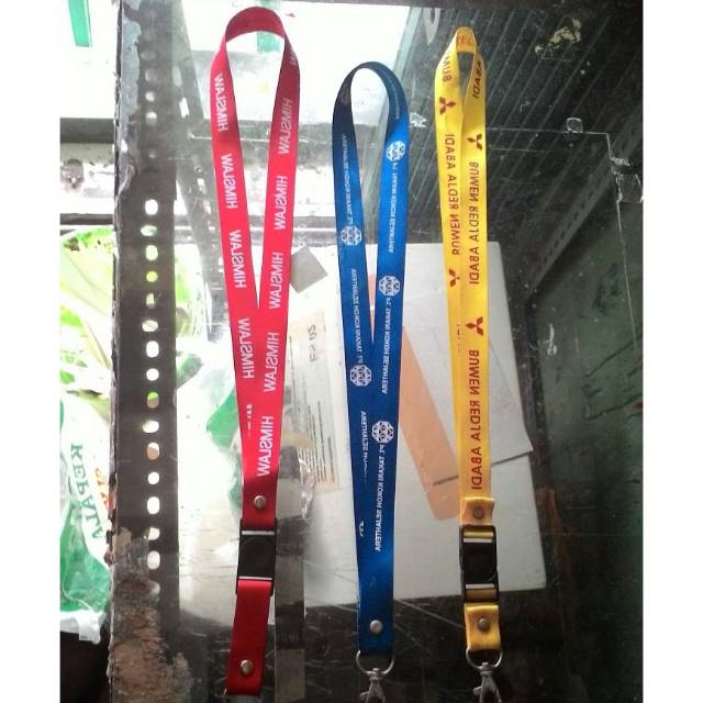 

Tali id card sablon satu sisi