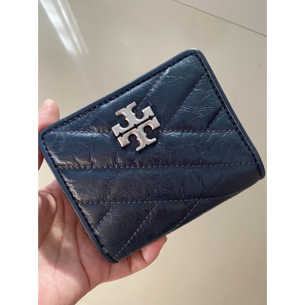 Preloved Tory burch small wallet kira chevron distressed