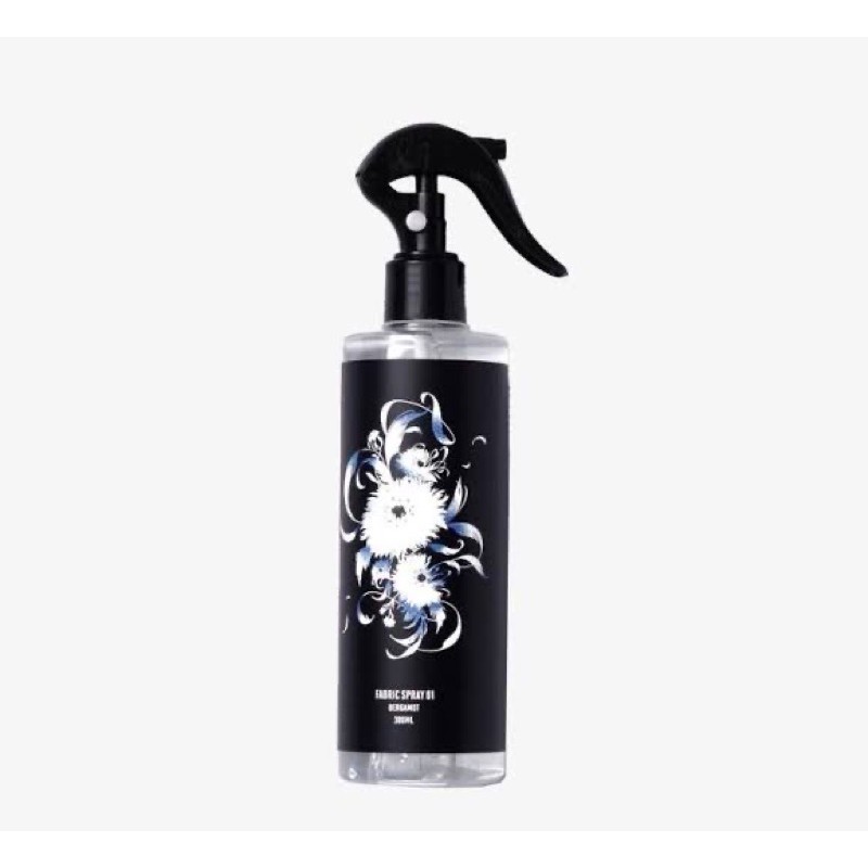 READY STOCK OFFICIAL EUCALYPTUS BLACK SWAN FABRIC SPRAY BTS