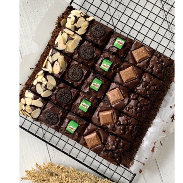 

Brownies premium uk 20x20cm