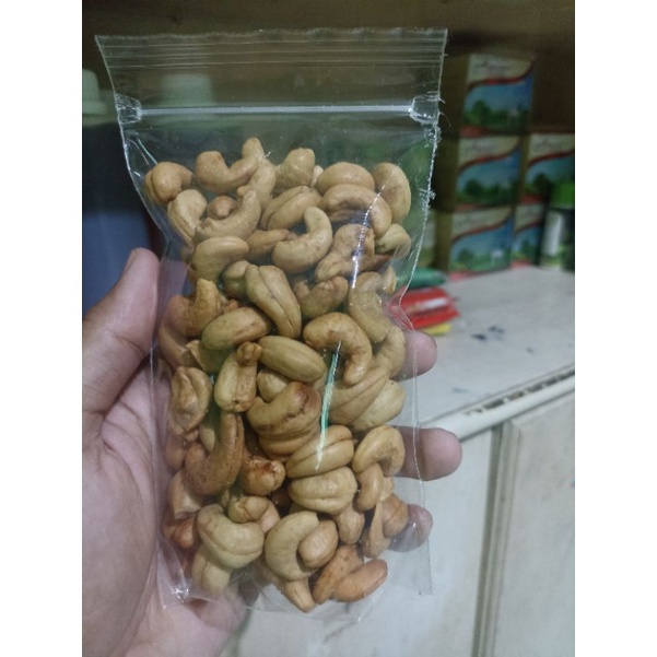 

KACANG METE/MEDE GORENG SUPER ASLI WONOGIRI 1KG | METE GORENG SUPER 200g