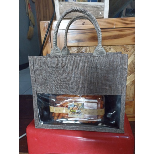 

Tas hampers 22x12x18