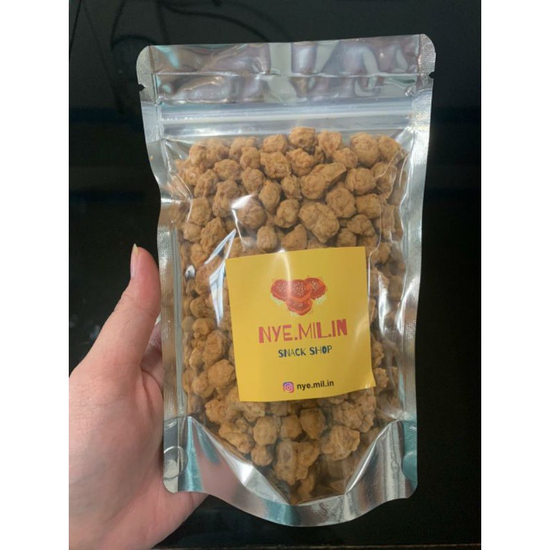 

Kacang Medan
