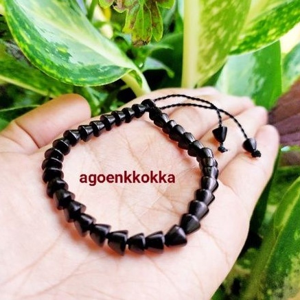 Gelang kerucut 33 hitam kokka kaokah