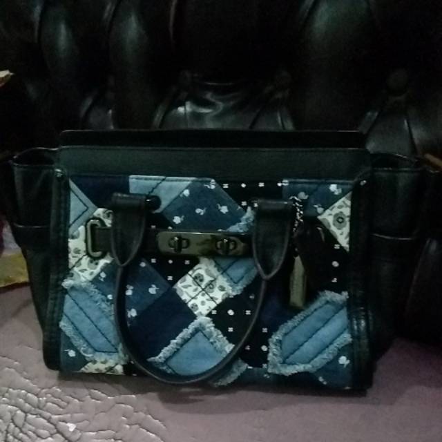 Coach swagger size 27 denim prelove