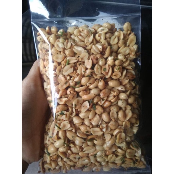 

Kacang tojin/kacang bawang Renyah, gurih dan enak