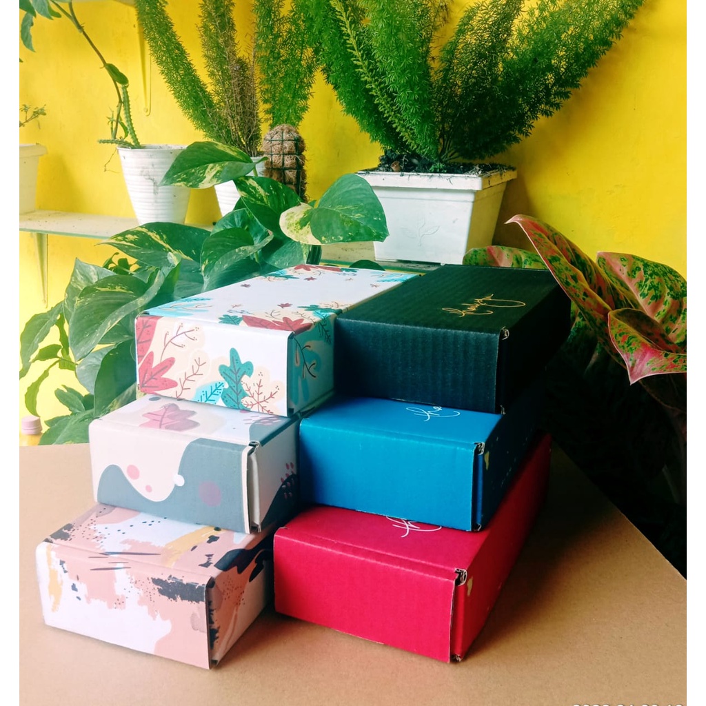 

Box 20x10x4.5 cm (Brownis ) Kardus/Karton/Polos/Hampers/gift