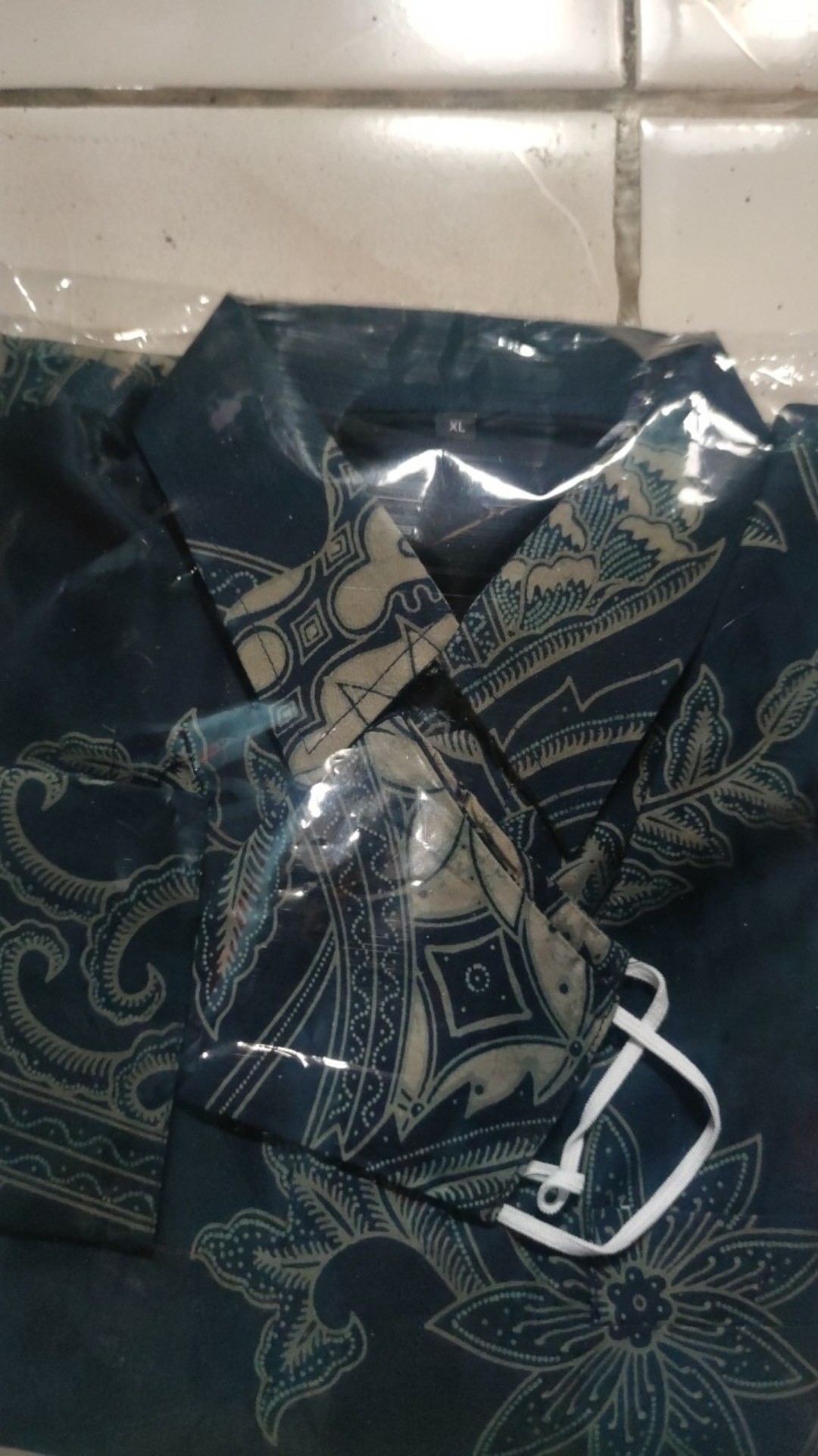 Kemeja Batik Pria Bahan Katun Premium Reguler Fit Prabu E013