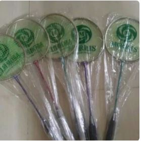 RAKET BADMINTON