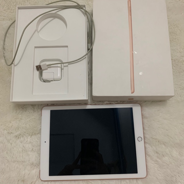 Ipad new ( ipad 6 ) wifi cell 32gb- second