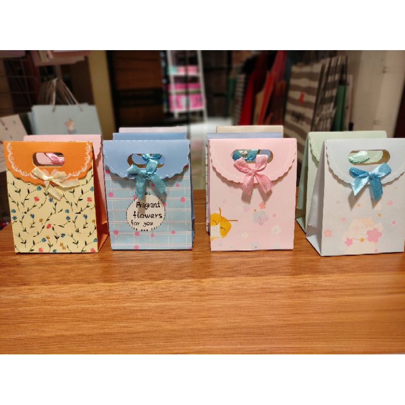 Paper bag Lucu  MINI Ukuran 12,5x6x16, 5