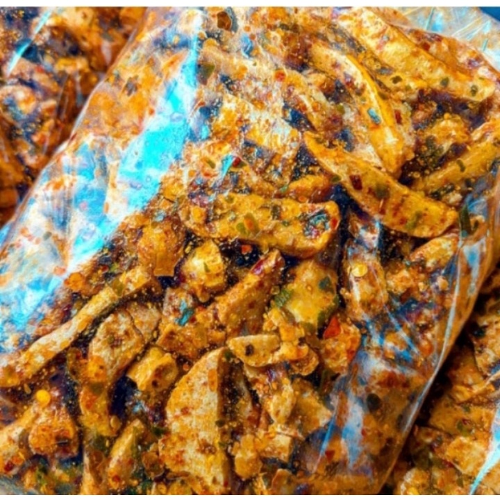basreng stik renyah gurih keriuk pedas extra aroma daun jeruk isi 100grm cemilan pedas has bandung-1