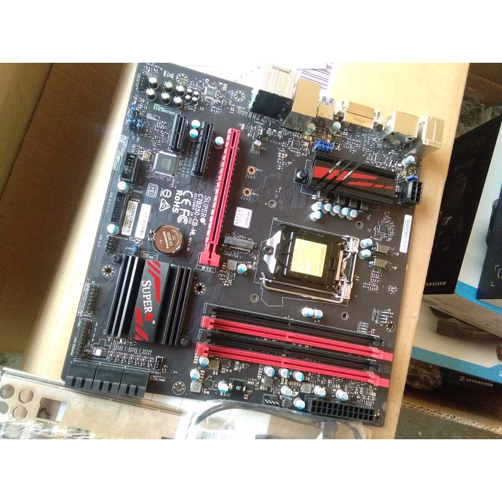 Motherboard SuperMicro C7B250-CB-ML - Micro ATX B250