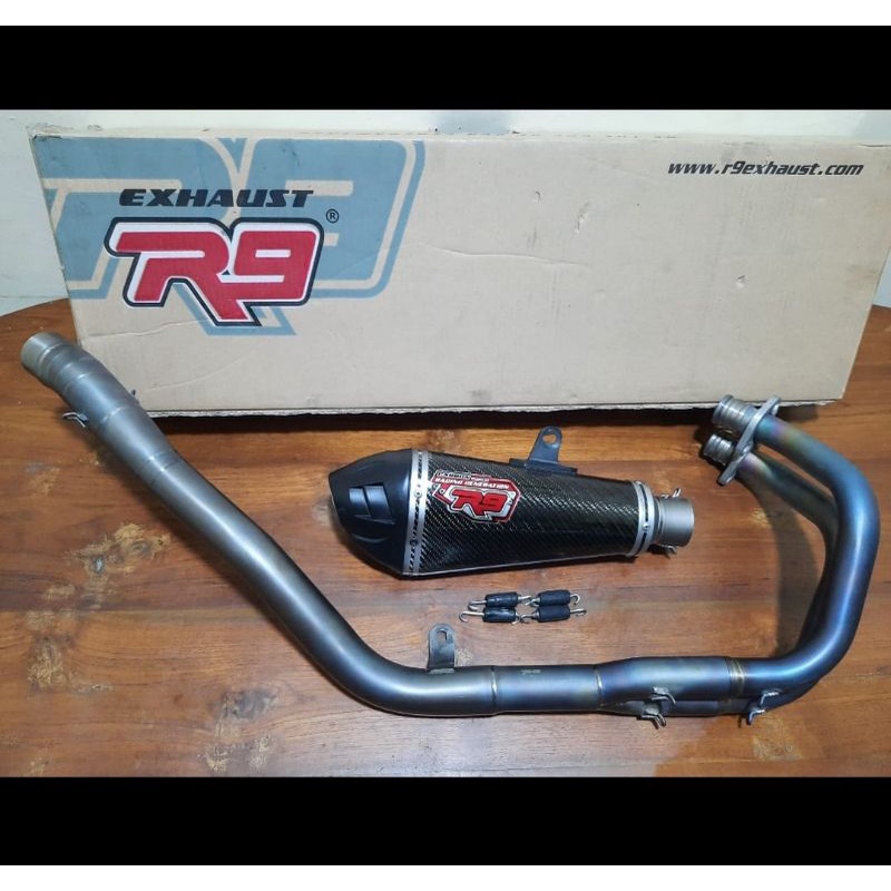 R9 AUSTIN TITANIUM FULLSYSTEM CBR250RR
