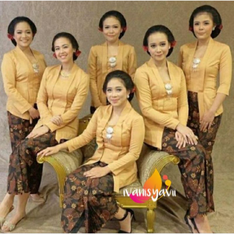 Kebaya Bludru Kutubaru - Warna Lengkap