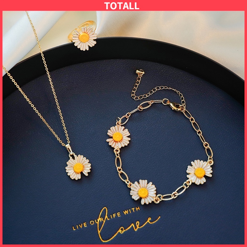 [✅READY STOCK] 1PC Fashion Daisy Tassel Necklace Small Daisy Bracelet Korea Fresh Gold Bracelet Gold Necklace  Penjualan Panas Mode