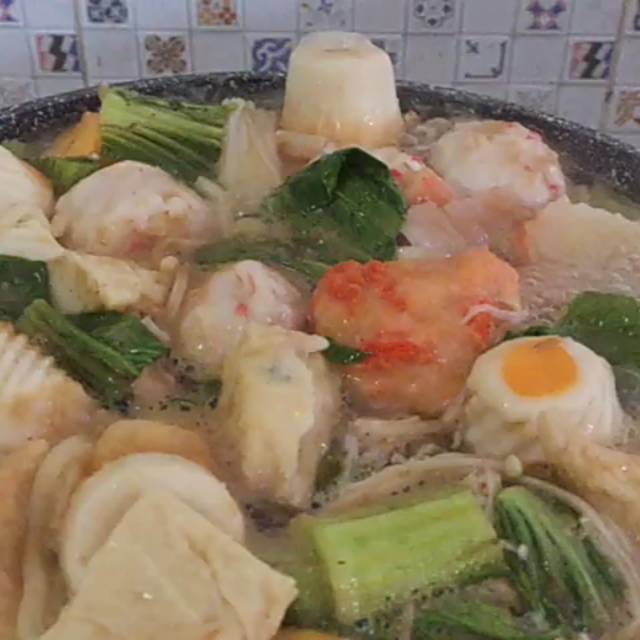 

Tomyam viral