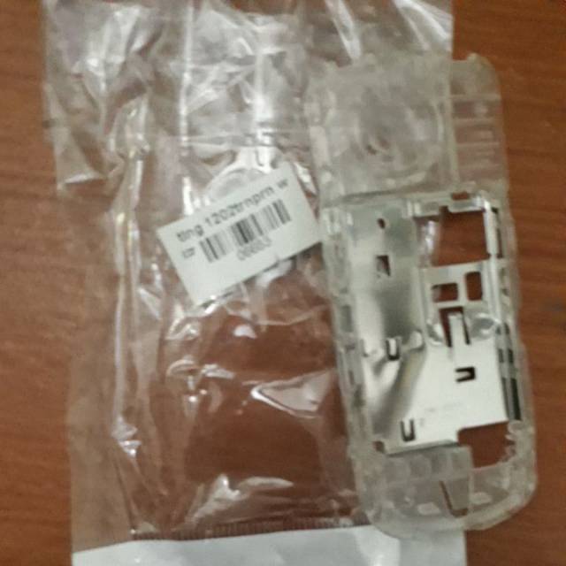 Tulang transparan nokia 1202 putih