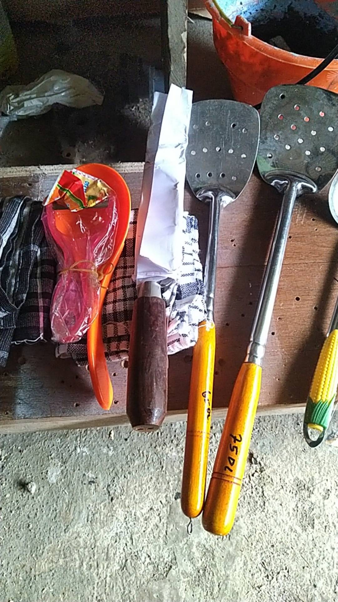 Pisau Dapur Cuwo Besar Baja Asli Pisau Serbaguna Potong Kupas Murah Grosir