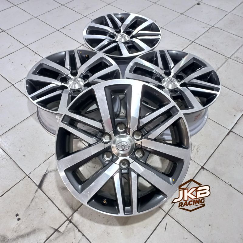 VELG MOBIL BEKAS OEM TOYOTA FORTUNER VRZ R18X7,5 PCD 6X139'7 ET 30 VELG ONLY PNP Hilux