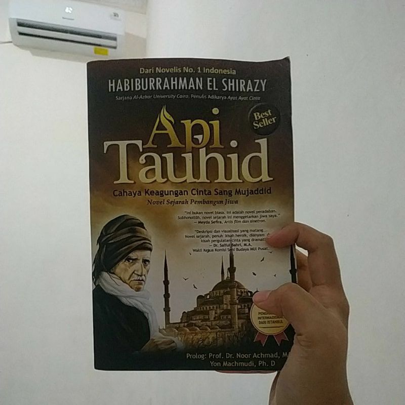api tauhid habiburrahman el shirazy preloved bekas