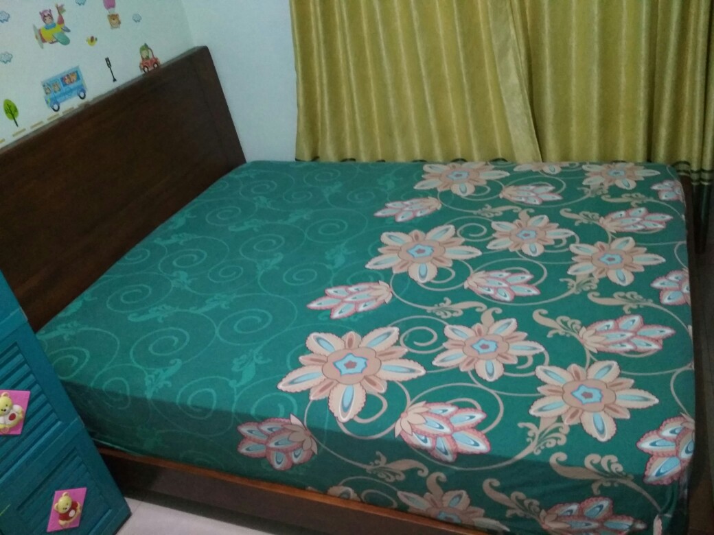 Afurniture Tempat Tidur Dipan Ranjang Simple Minimalis Kayu Mahoni Solid Mewah Furniture Jepara