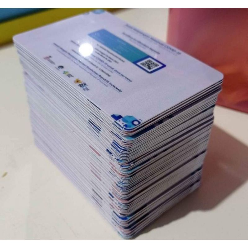 

Cetak id card PVC TEBAL Murah free plastik mika transfaran