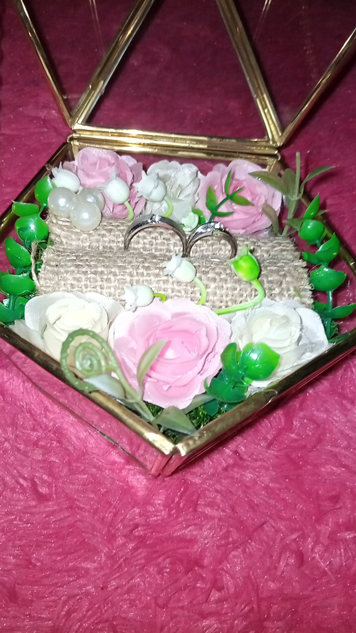 Ring Bearer Tempat Cincin Kaca Terarium