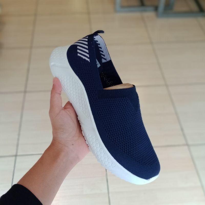 NORTH STAR SEPATU WANITA SLIP ON CASUAL NAVY RAJUT RINGAN DAN NYAMAN BY BATA