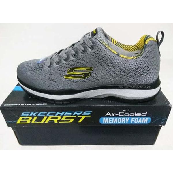 harga skechers relaxed fit