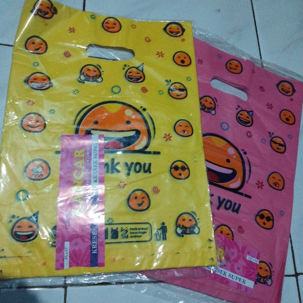 Kresek Olshop Smile Isi 50