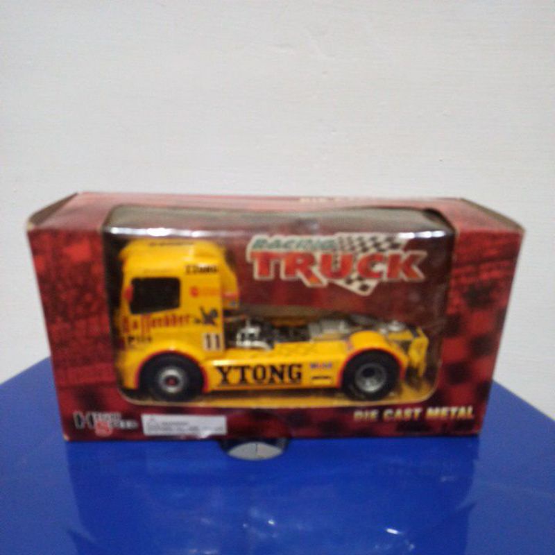 DIECAST TRUCK FULL METAL
