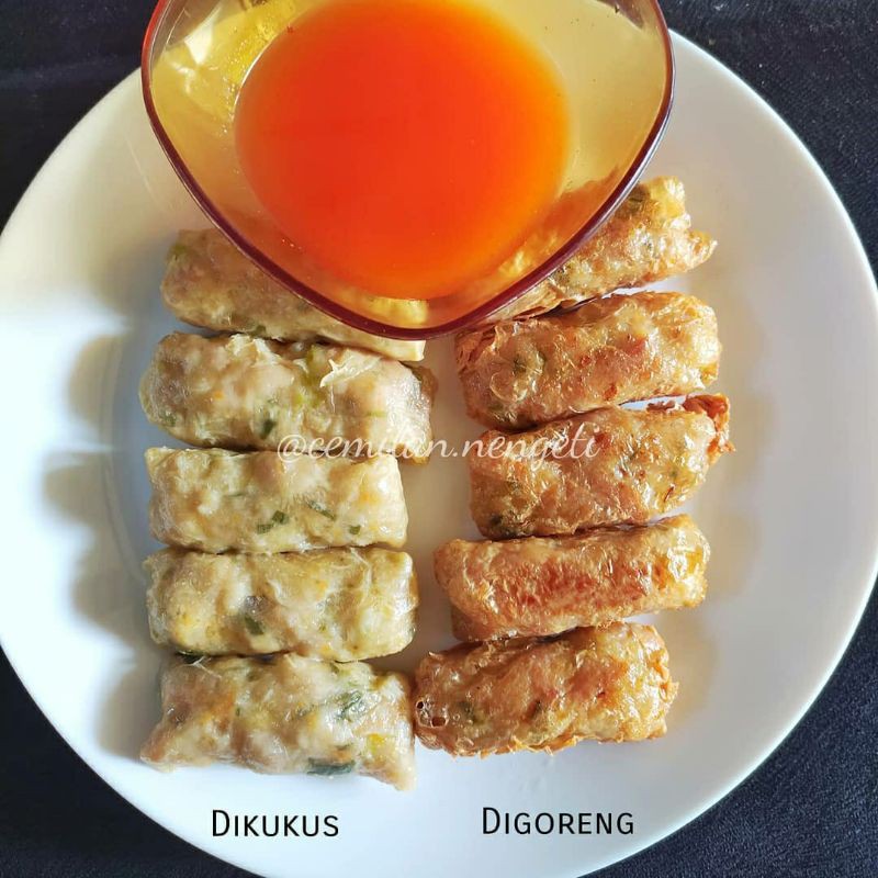 

DIMSUM LUMPIA AYAM HALAL MAKANAN BEKU FROZEN FOOD