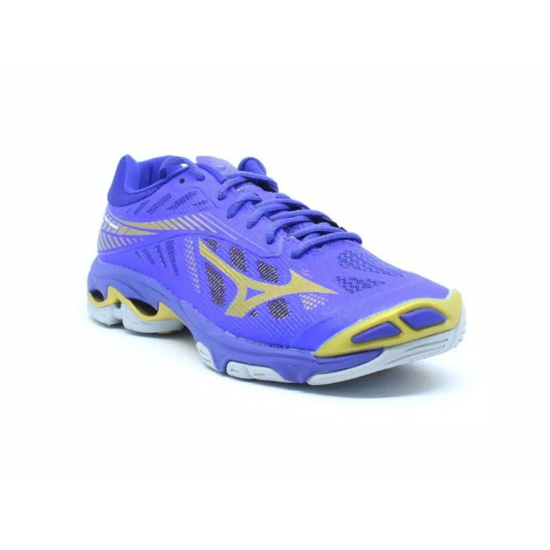 Mizuno wave lightening z4