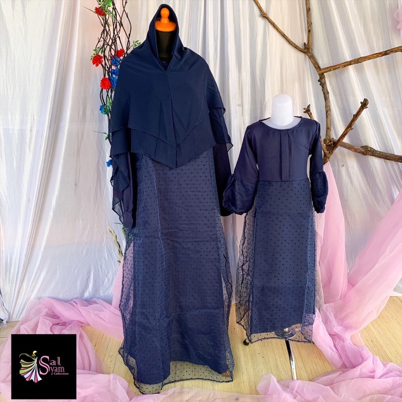 Gamis Couple Ibu dan Anak Bahan Tile Organza Dot Navy Set Setelan Hijab Khimar Ceruti Murah Syari