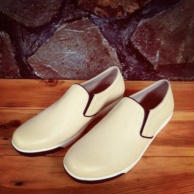 Sepatu Pria Slip On kulit Original Garut