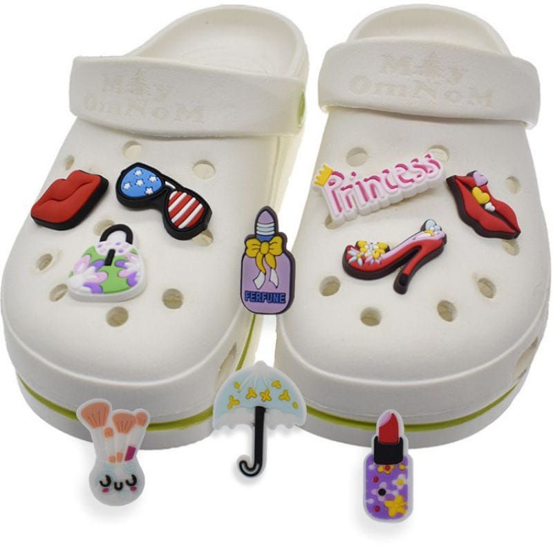 Jibbitz Crocs Pin Sandal Karakter Lucu Fashion Trend 2022 Kids Berbagai Motif