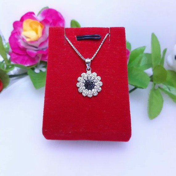 Liontin bunga matahari perak silver 925.