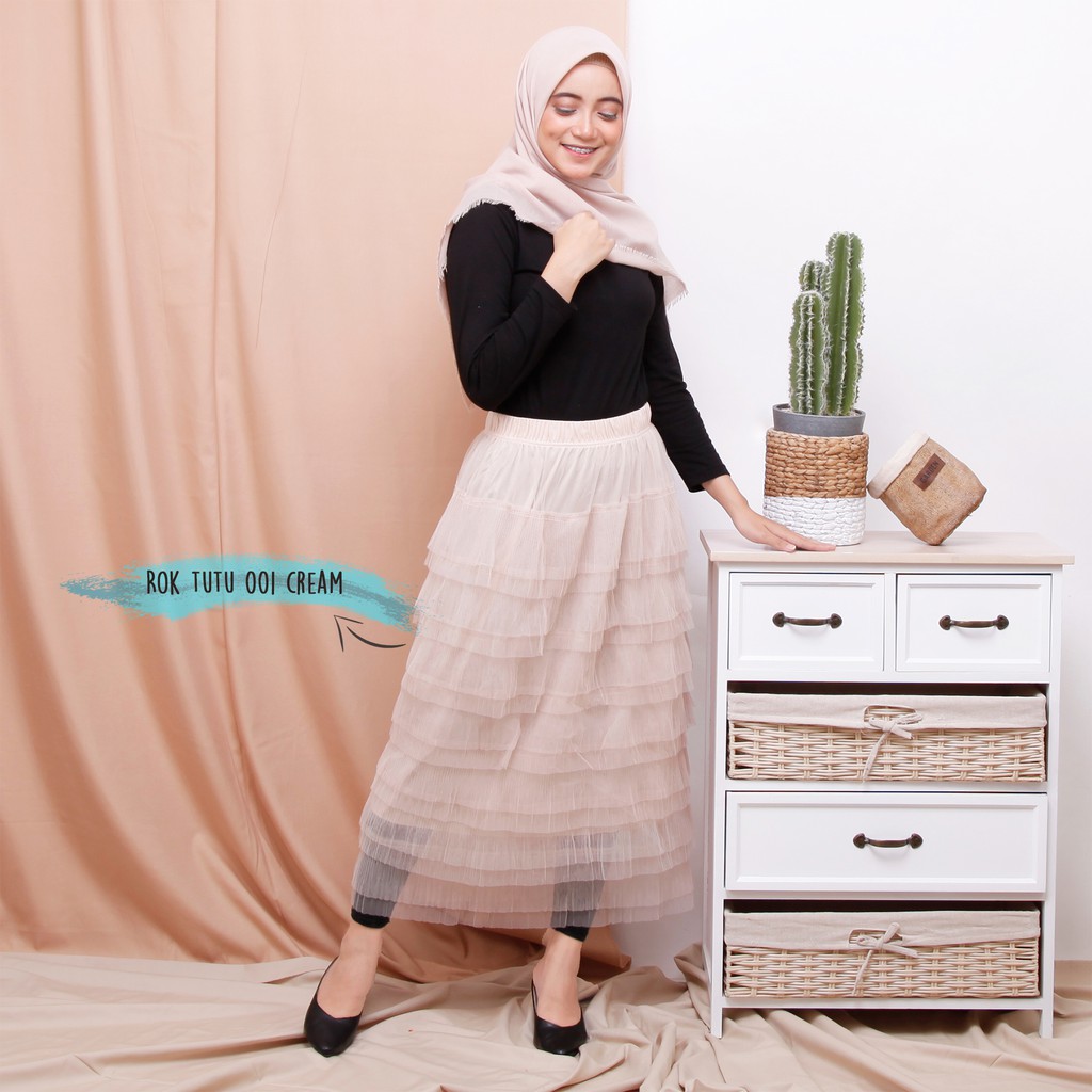 10+ Ide Ootd Hijab Rok Tutu Cream - Tresure Hunt