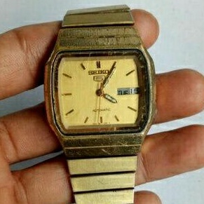 jam SEIKO 5 automatic TV jadul