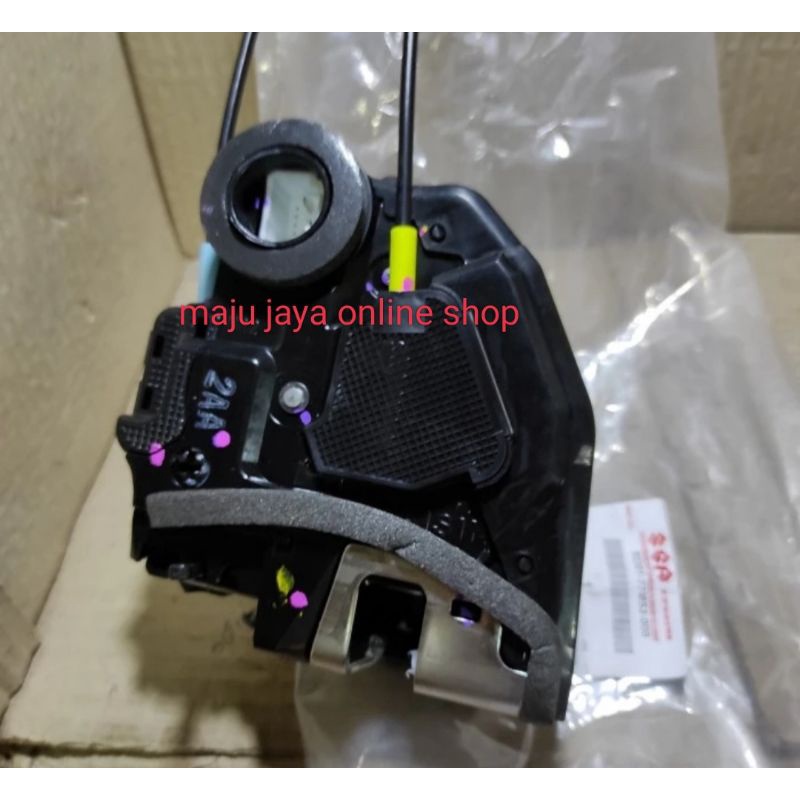 Door Lock Pintu Tengah Ertiga 2016-2017 GL GX Original